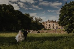 ducumentary-wedding-photographer-sligo-shirleen and declan in the Temple house garden