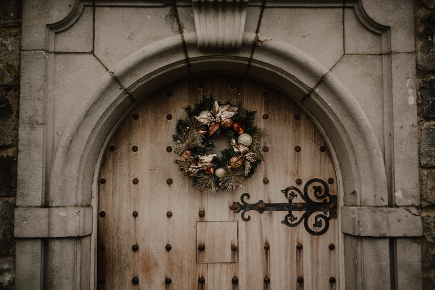 A laidback and intimate winter wedding at The Cliff at Lyons 7