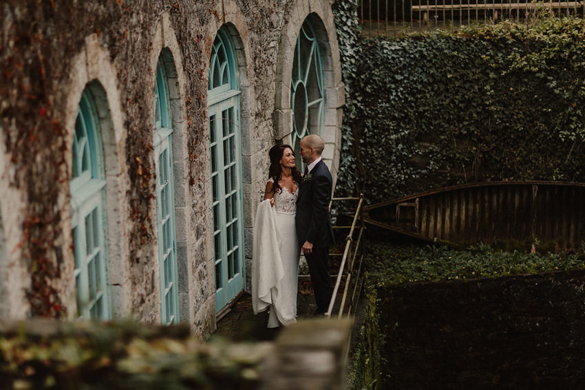 A laidback and intimate winter wedding at The Cliff at Lyons 182