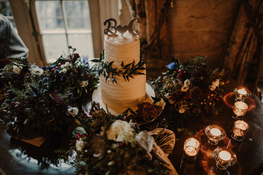 A laidback and intimate winter wedding at The Cliff at Lyons 88