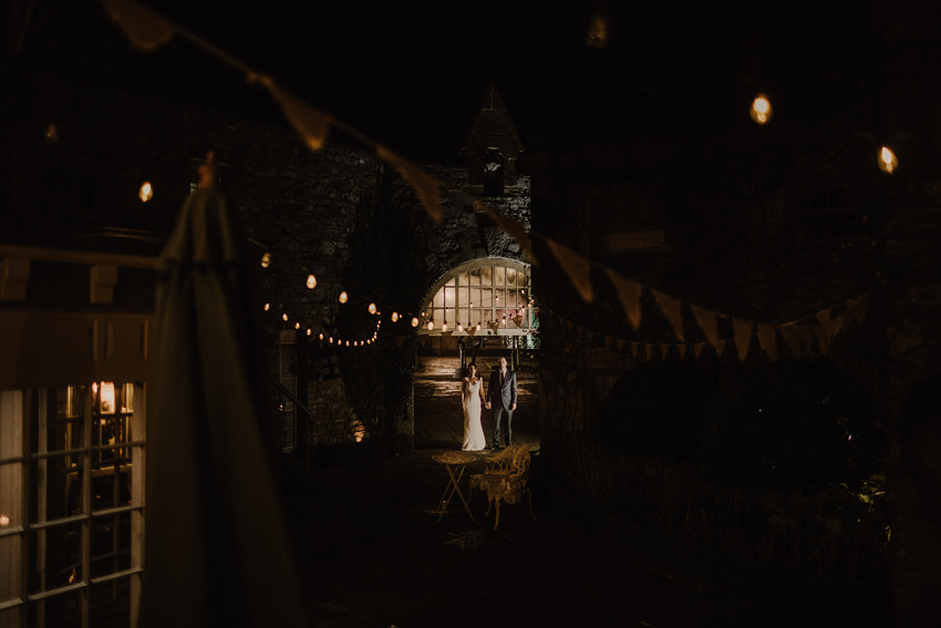 A laidback and intimate winter wedding at The Cliff at Lyons 208