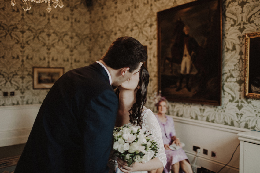 A small intimate wedding at The Shelbourne Hotel | Grainne & James 41