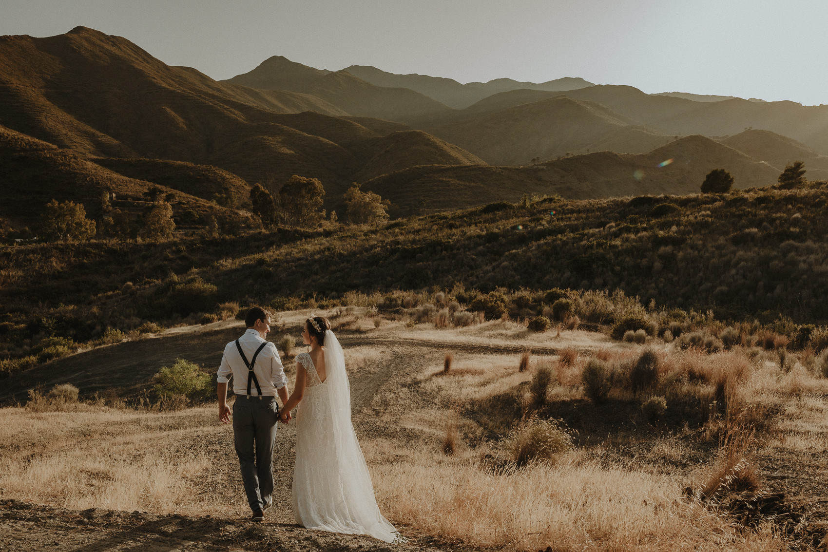 cortijo-rosa-blanca-wedding-portrait-bride-groom