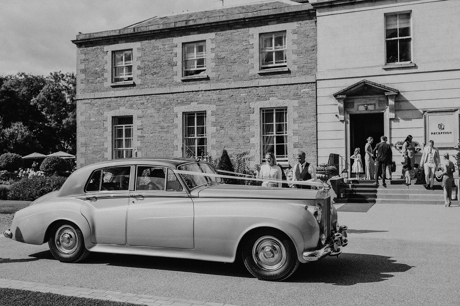 Summer wedding at Tankardstown House | Aoife & Nathan 21
