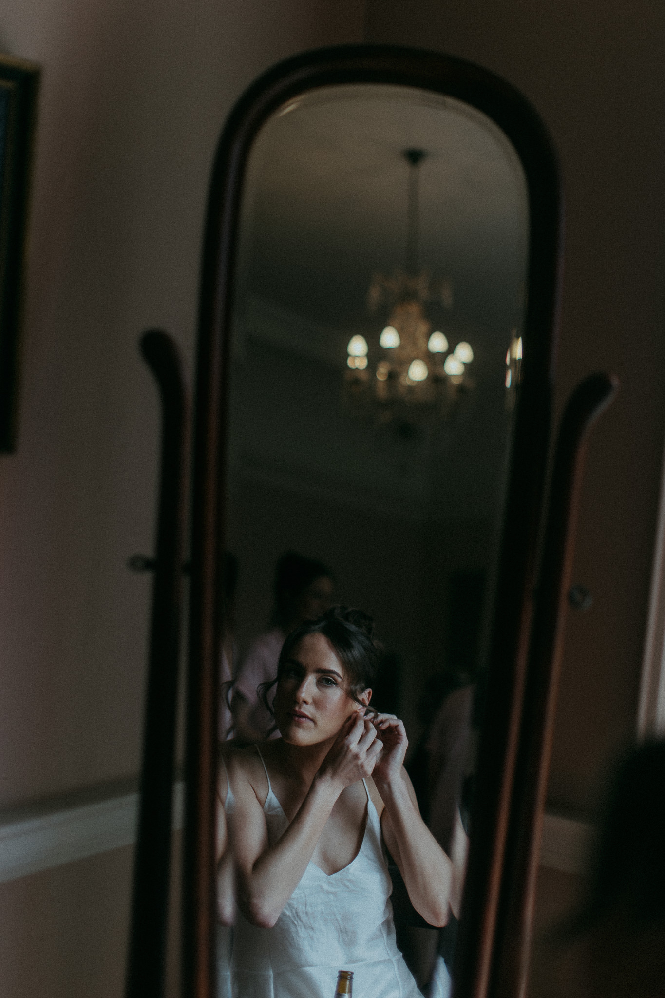 Abby & Fintan's Glamorous Gloster House Wedding 13